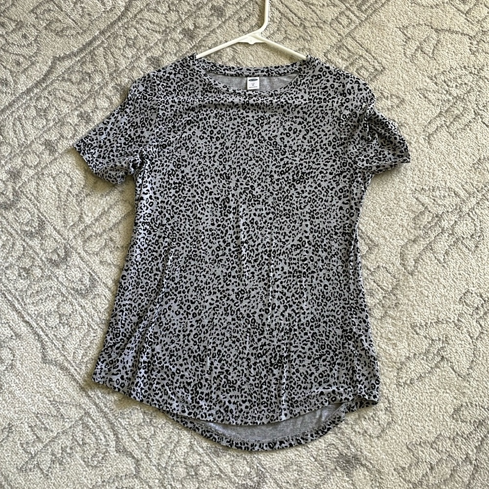 Old Navy Cheetah Print Luxe T-Shirt XS